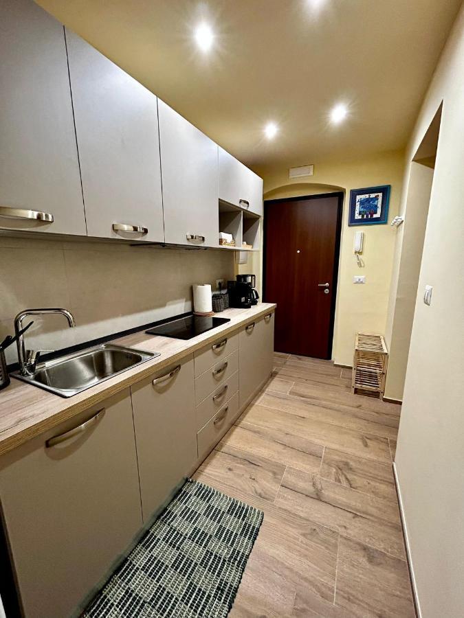 Lotus Apartman Bari Kültér fotó