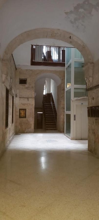 Lotus Apartman Bari Kültér fotó